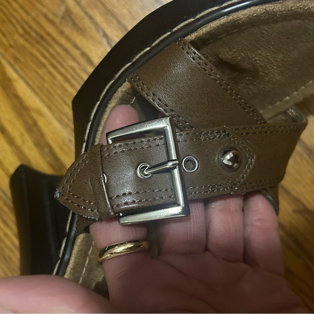 Soda Y2K brown leather heeled clogs with silver buckle